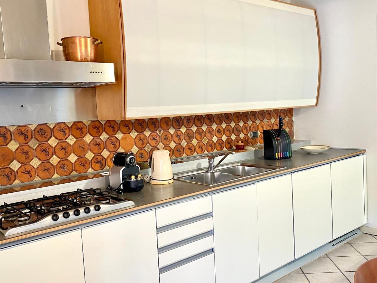 Residence Corte Ferrari -Ciao Vacanze- Moniga del Garda Екстериор снимка