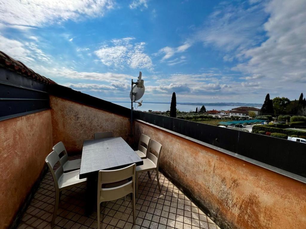 Residence Corte Ferrari -Ciao Vacanze- Moniga del Garda Екстериор снимка