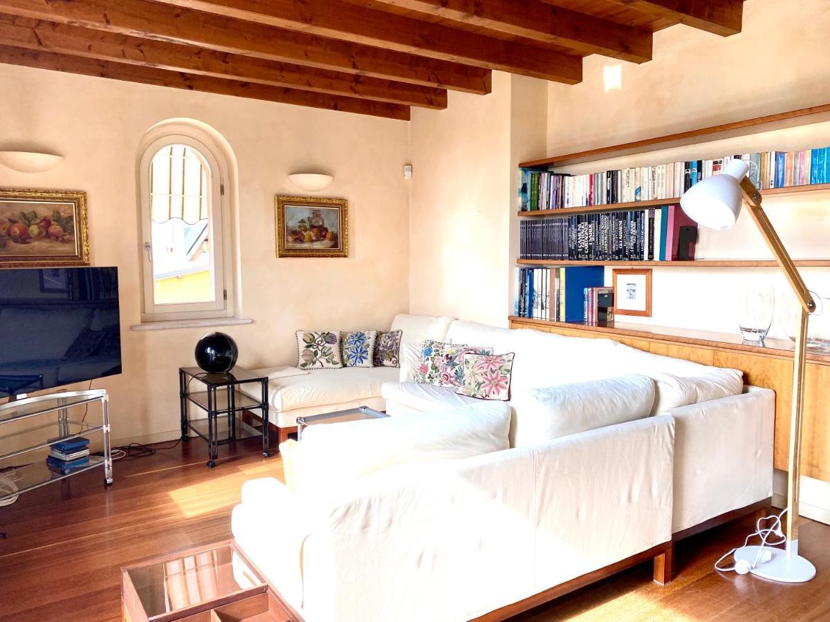 Residence Corte Ferrari -Ciao Vacanze- Moniga del Garda Екстериор снимка