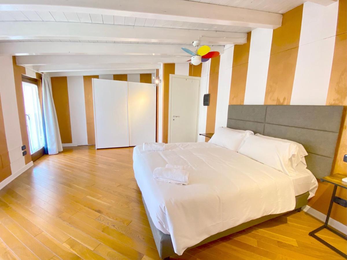 Residence Corte Ferrari -Ciao Vacanze- Moniga del Garda Екстериор снимка