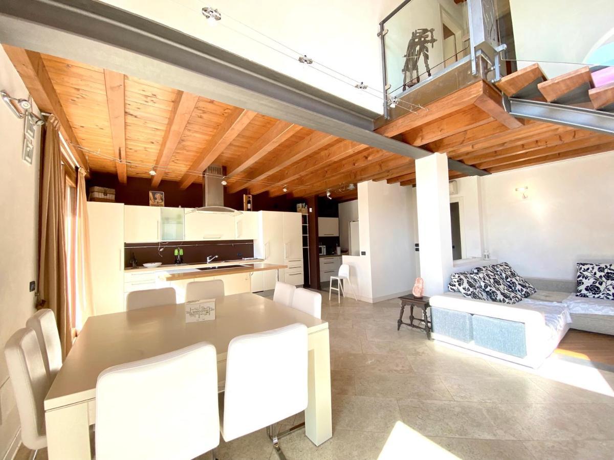 Residence Corte Ferrari -Ciao Vacanze- Moniga del Garda Екстериор снимка