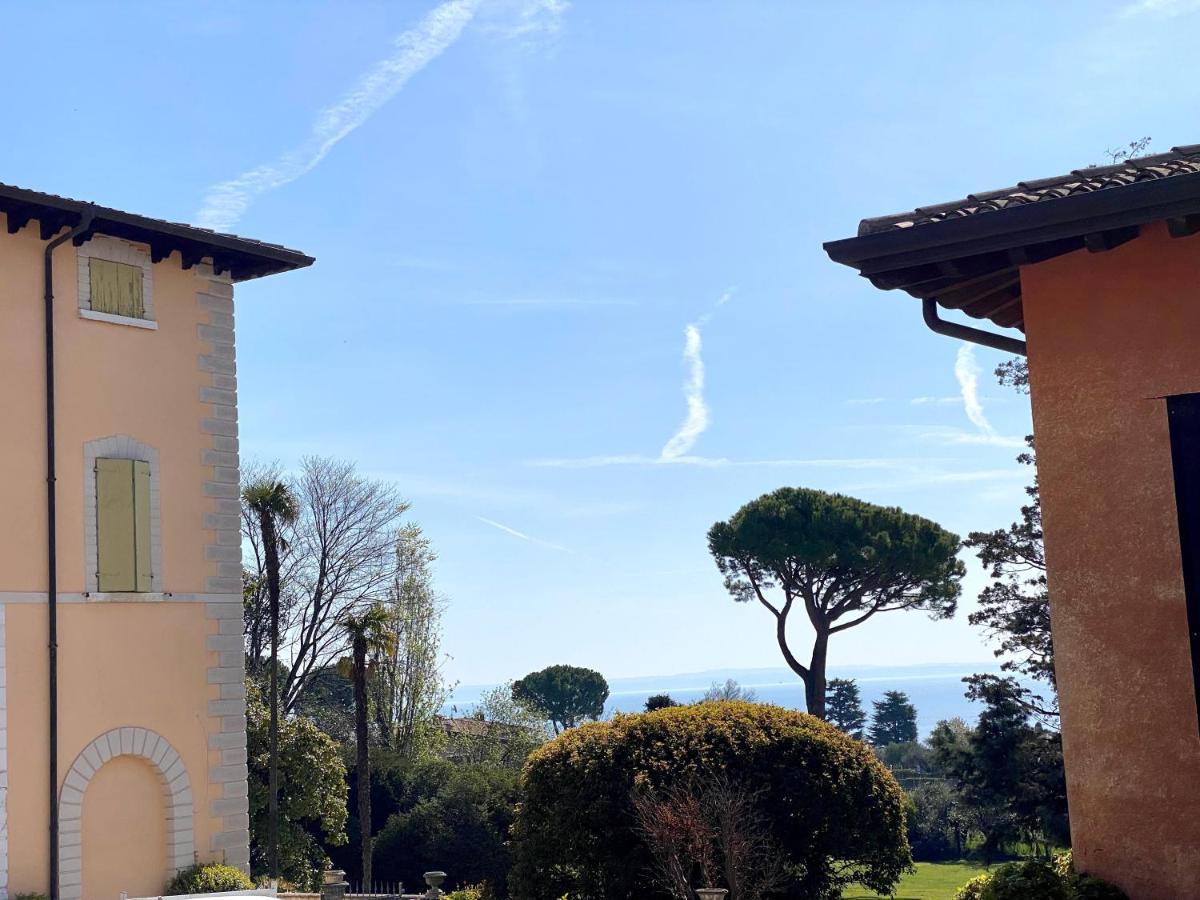 Residence Corte Ferrari -Ciao Vacanze- Moniga del Garda Екстериор снимка