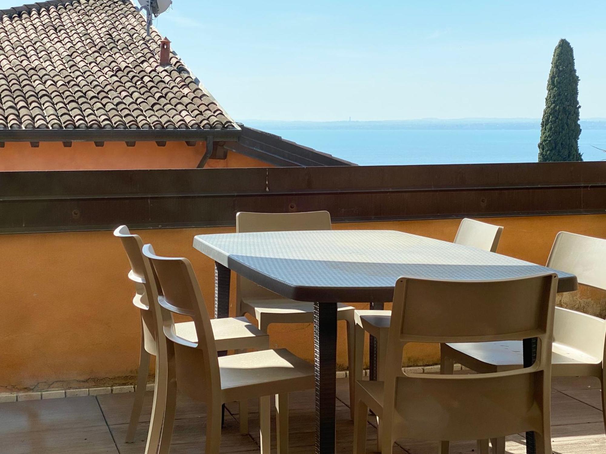 Residence Corte Ferrari -Ciao Vacanze- Moniga del Garda Екстериор снимка