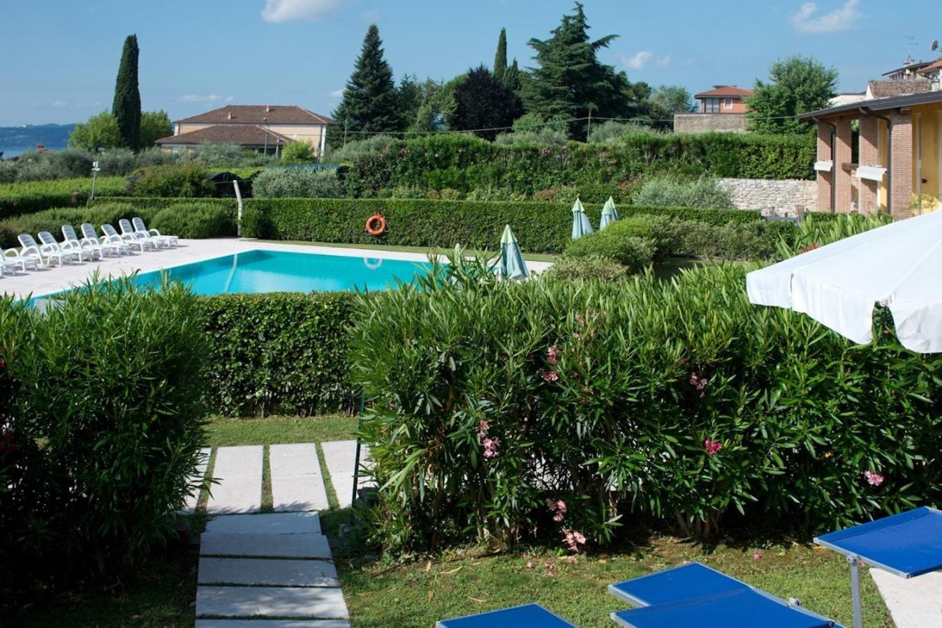 Residence Corte Ferrari -Ciao Vacanze- Moniga del Garda Стая снимка