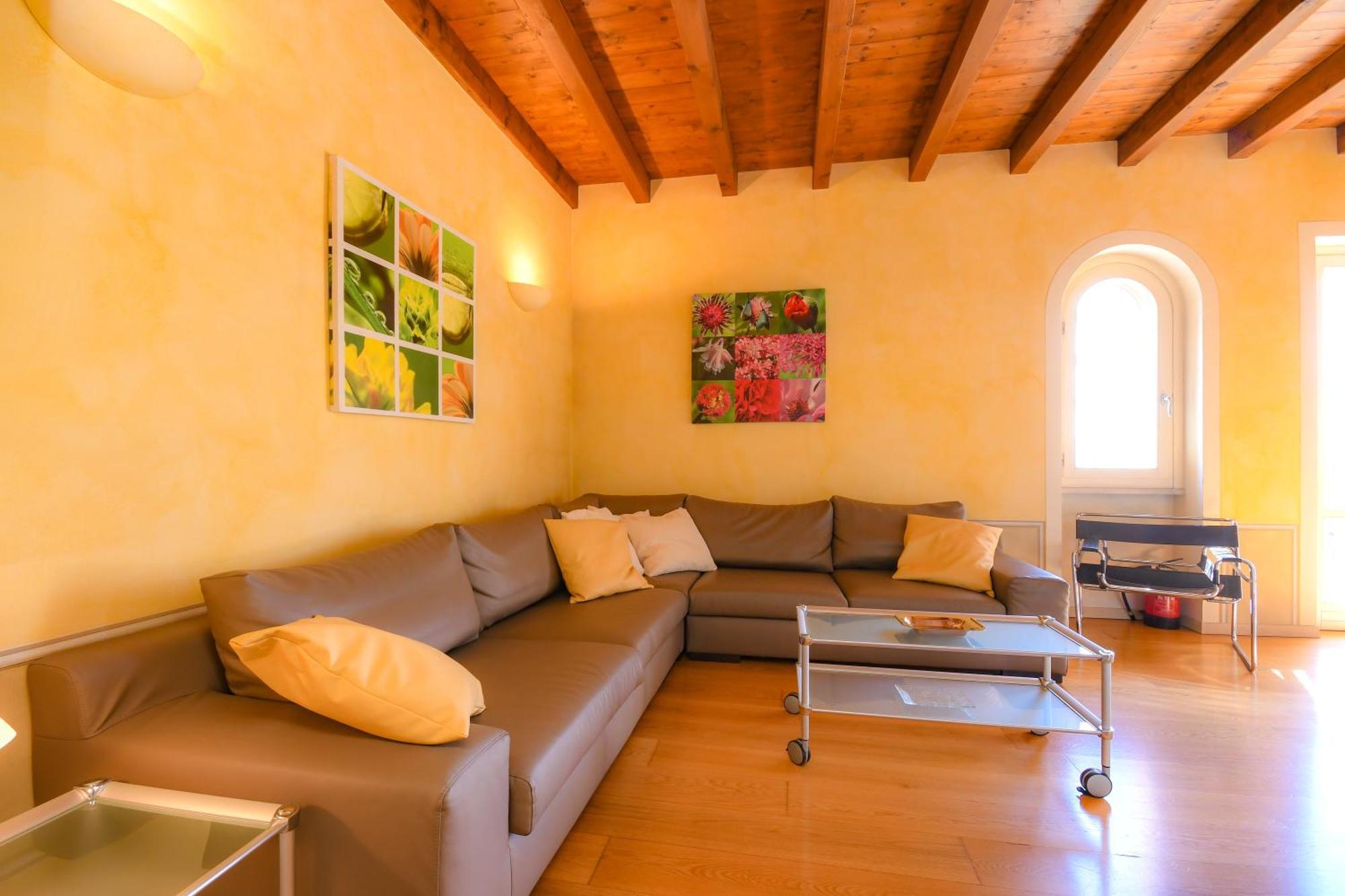 Residence Corte Ferrari -Ciao Vacanze- Moniga del Garda Стая снимка