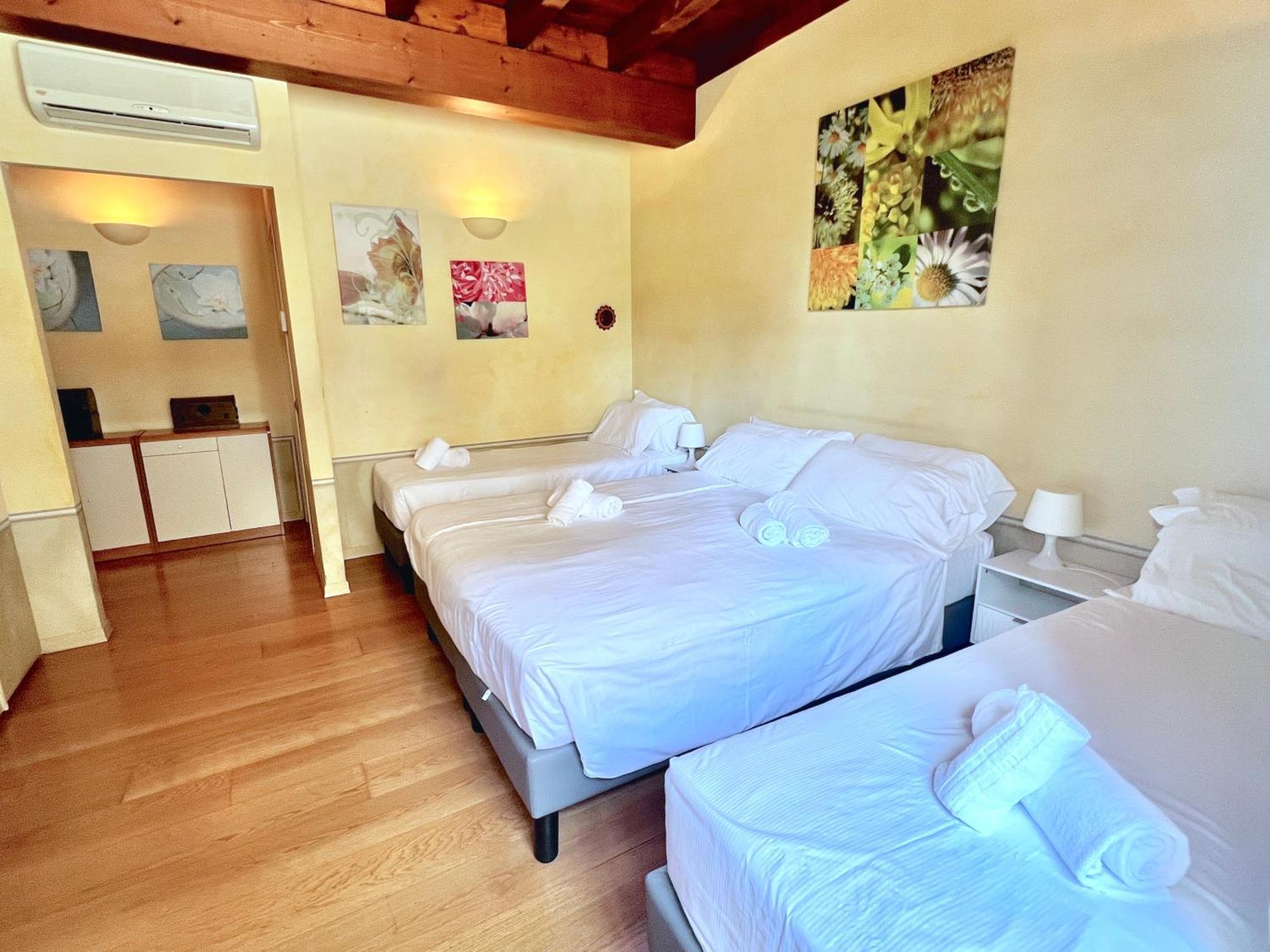 Residence Corte Ferrari -Ciao Vacanze- Moniga del Garda Стая снимка