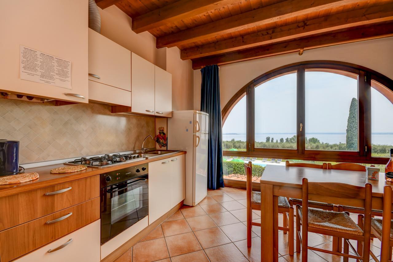 Residence Corte Ferrari -Ciao Vacanze- Moniga del Garda Екстериор снимка