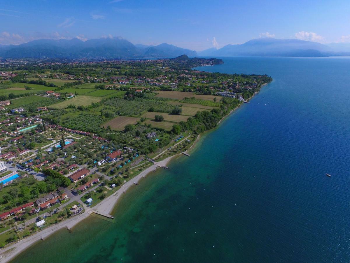 Residence Corte Ferrari -Ciao Vacanze- Moniga del Garda Екстериор снимка