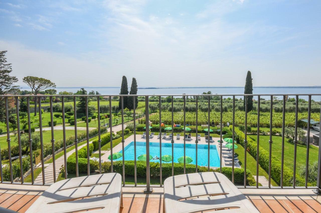 Residence Corte Ferrari -Ciao Vacanze- Moniga del Garda Екстериор снимка