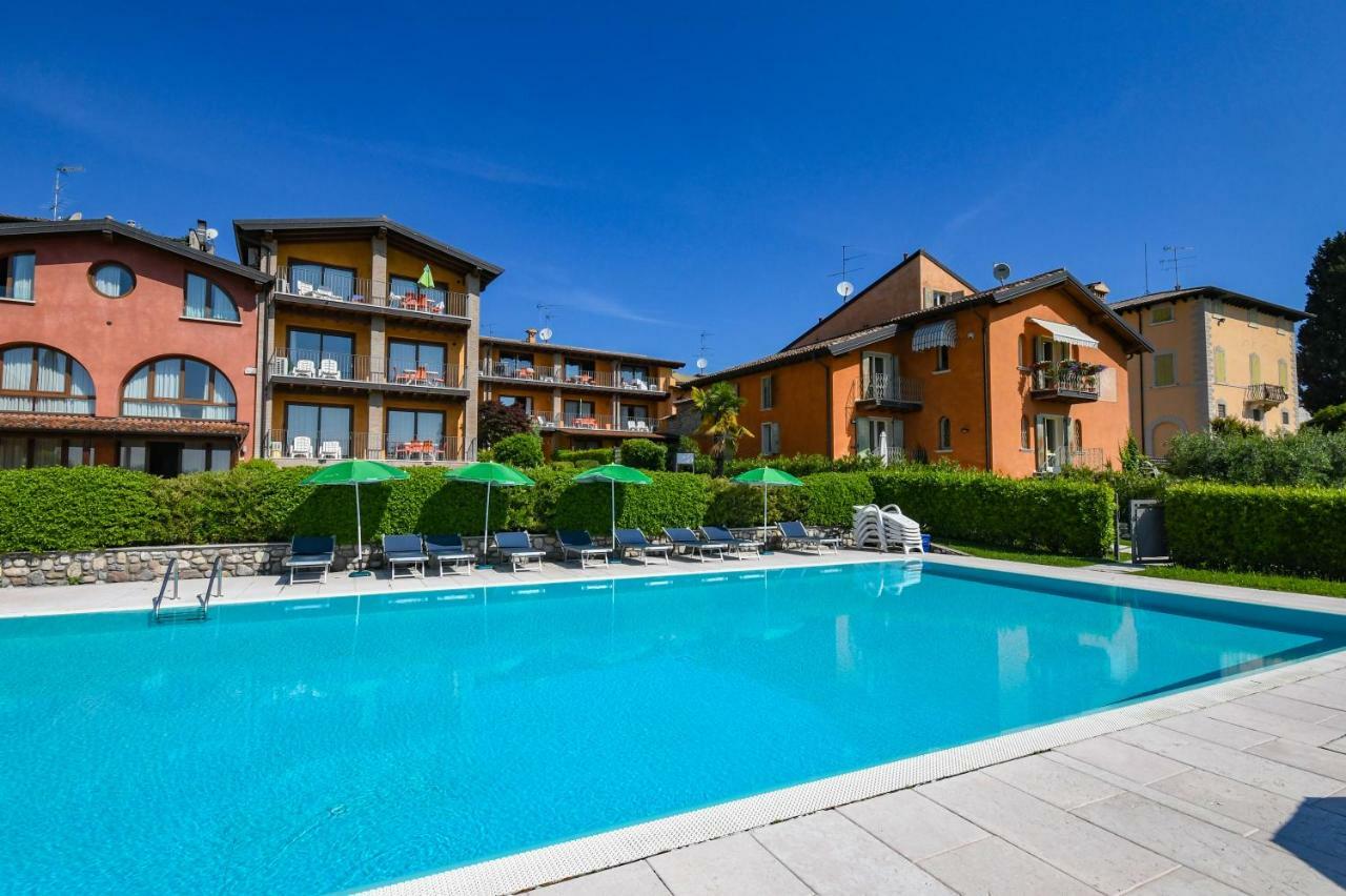Residence Corte Ferrari -Ciao Vacanze- Moniga del Garda Екстериор снимка