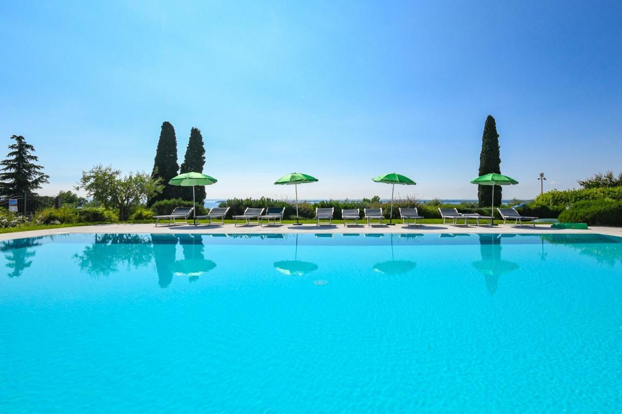 Residence Corte Ferrari -Ciao Vacanze- Moniga del Garda Екстериор снимка